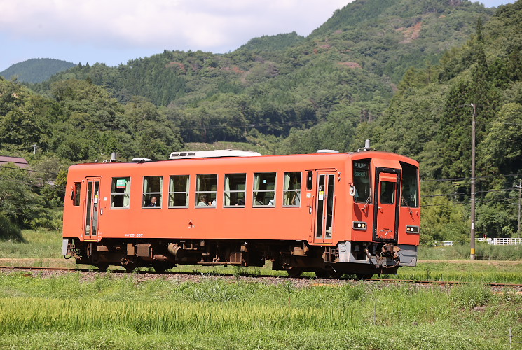 キハ120-207（木次線）