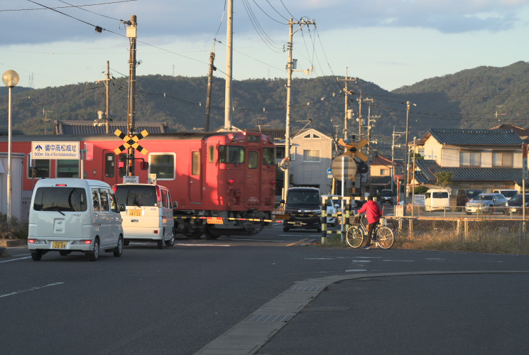 城跡道踏切（吉備線）