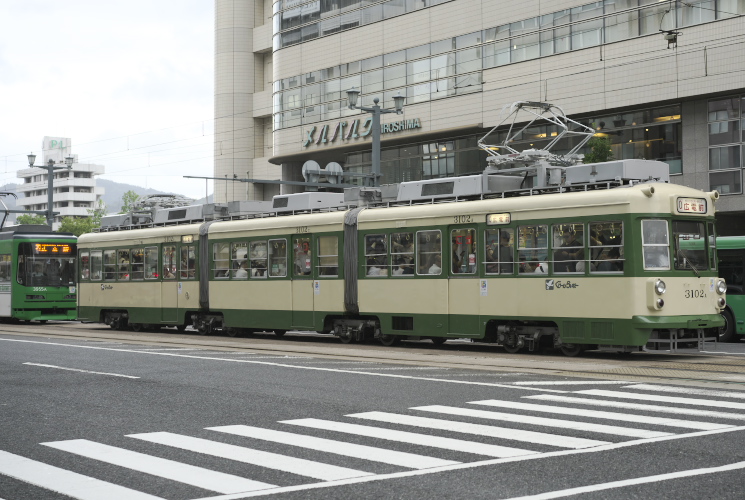 広島電鉄３１０２号電車