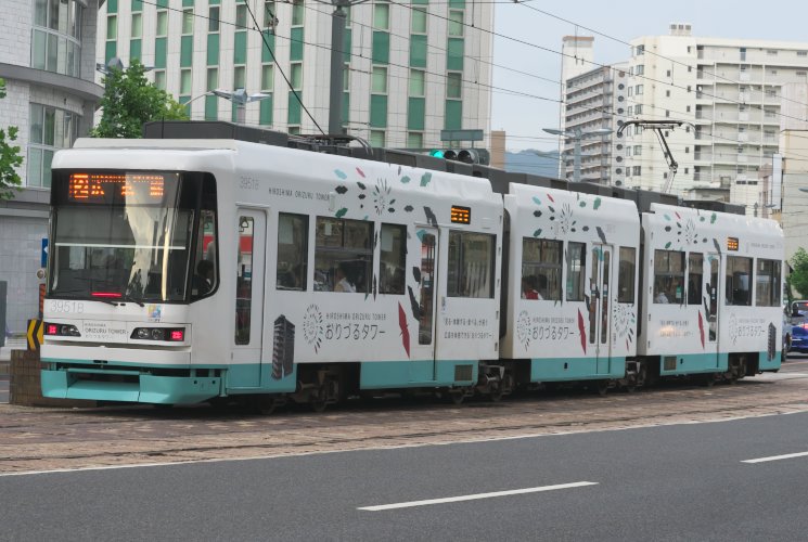 広島電鉄３９５１号電車