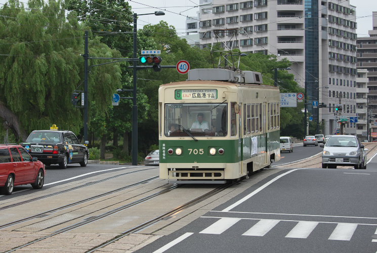 広島電鉄７０５号電車