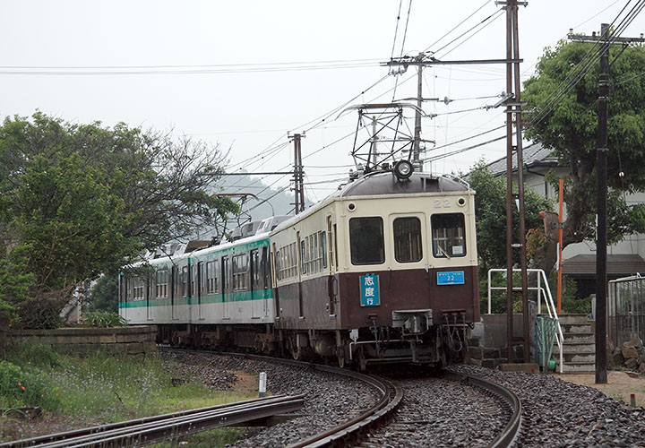 琴電２２号（房前駅構内）