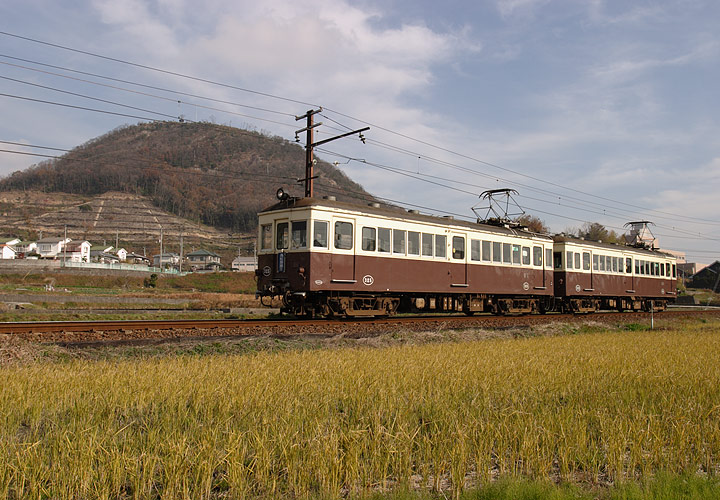 琴電３０００形（３２５＋３１５）白山～学園通り