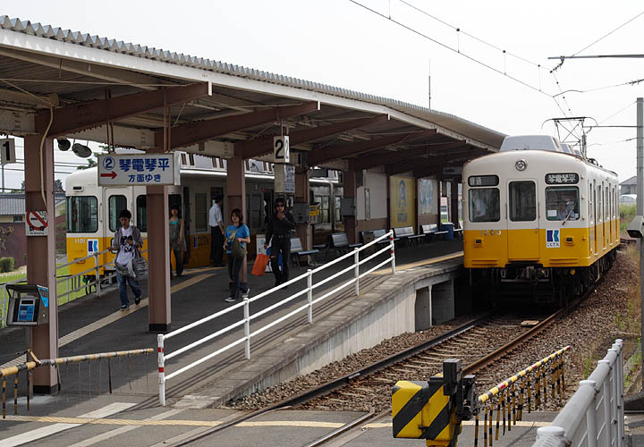 岡田駅（高松琴平電鉄）