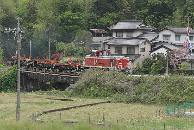 ＤＥ１０津山線工臨