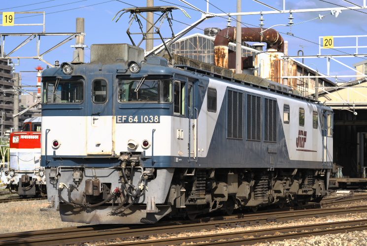 ＥＦ６４　１０３８（岡山機関区）