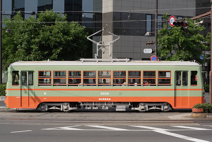 岡電３００５号