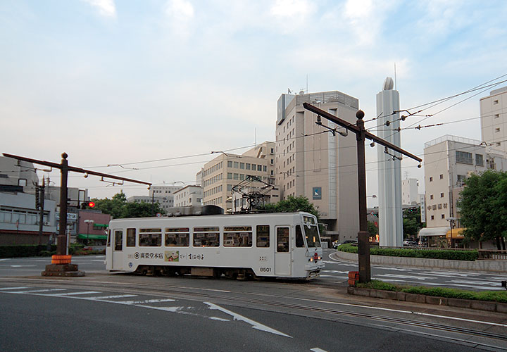 岡電８５０１号