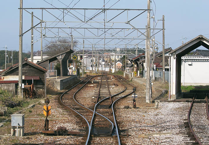 近江鉄道日野駅