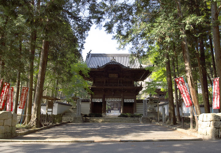 正楽寺山門