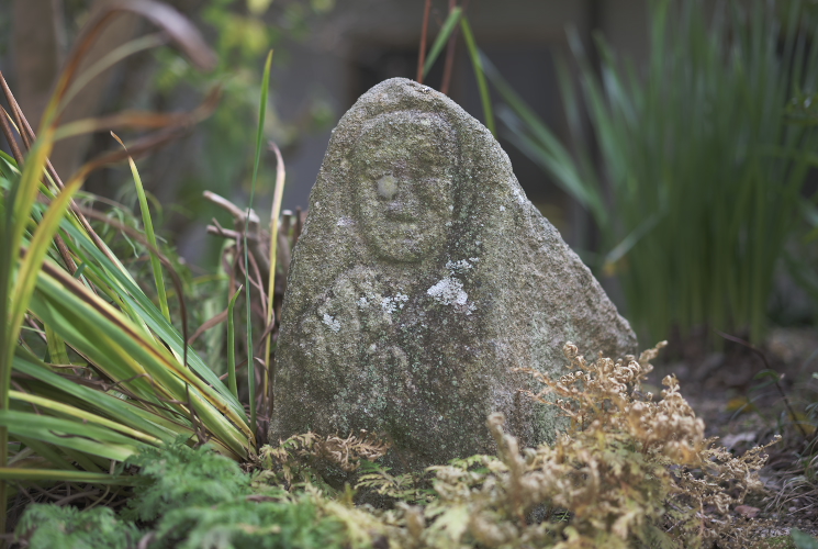 文英様石仏（赤磐市山陽町高屋）